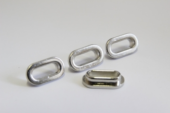 1001/09/002 - Standard Öse, Metall, Gr ca. 17x 9 mm außen ( innen ca.12x 5 mm ), silber