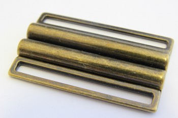 1802/07/004/60/08 - Schließe, Metall, Gr. ca. 60 mm ( Durchlass), alt Messing