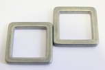 0201/14/101/30/486 - Zierteil, Metall, Gr. ca. 30 mm Gesamtbreite und - länge ( Durchlass ca. 21 mm), roh
